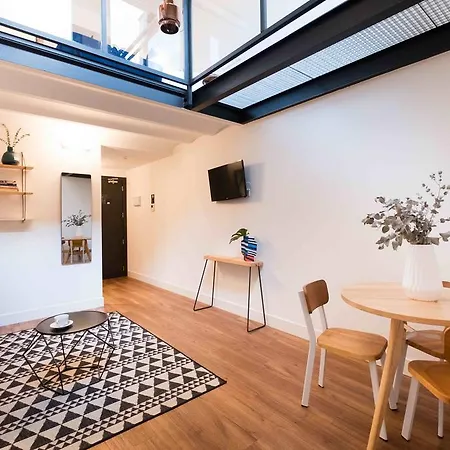 Magatzem 128 Guest house