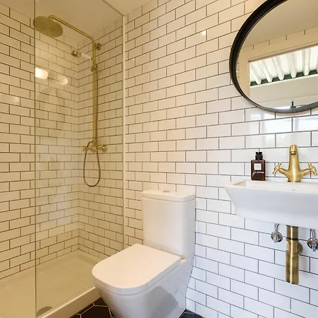 Magatzem 128 Guest house 3*